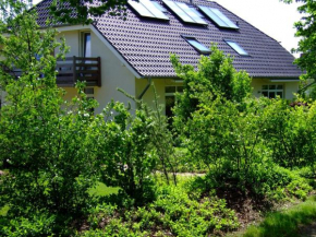 4 Sterne Apartment Mauerschwalbe mit Balkon Middelhagen
